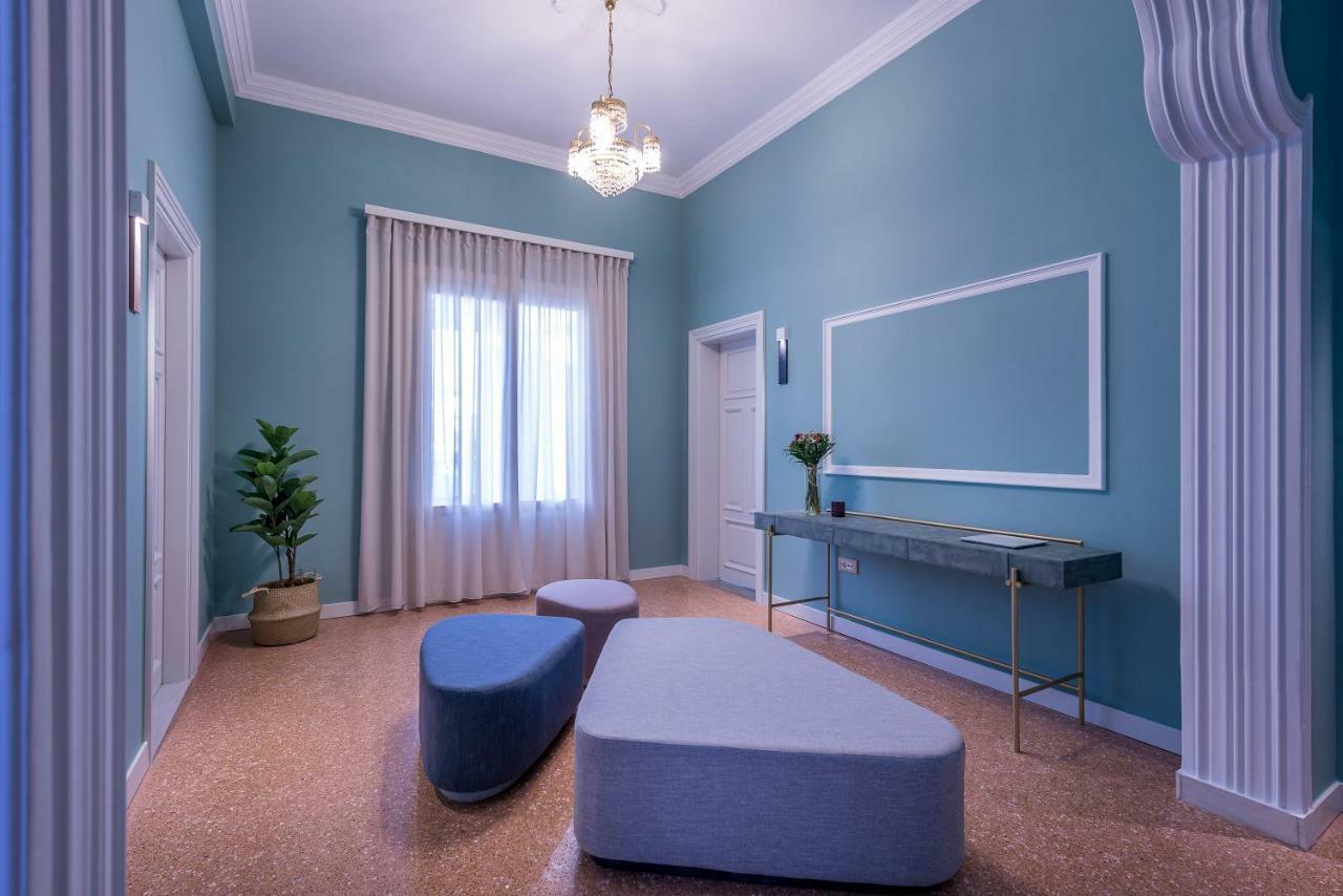 Lestel Boutique Suites ナフプリオ エクステリア 写真