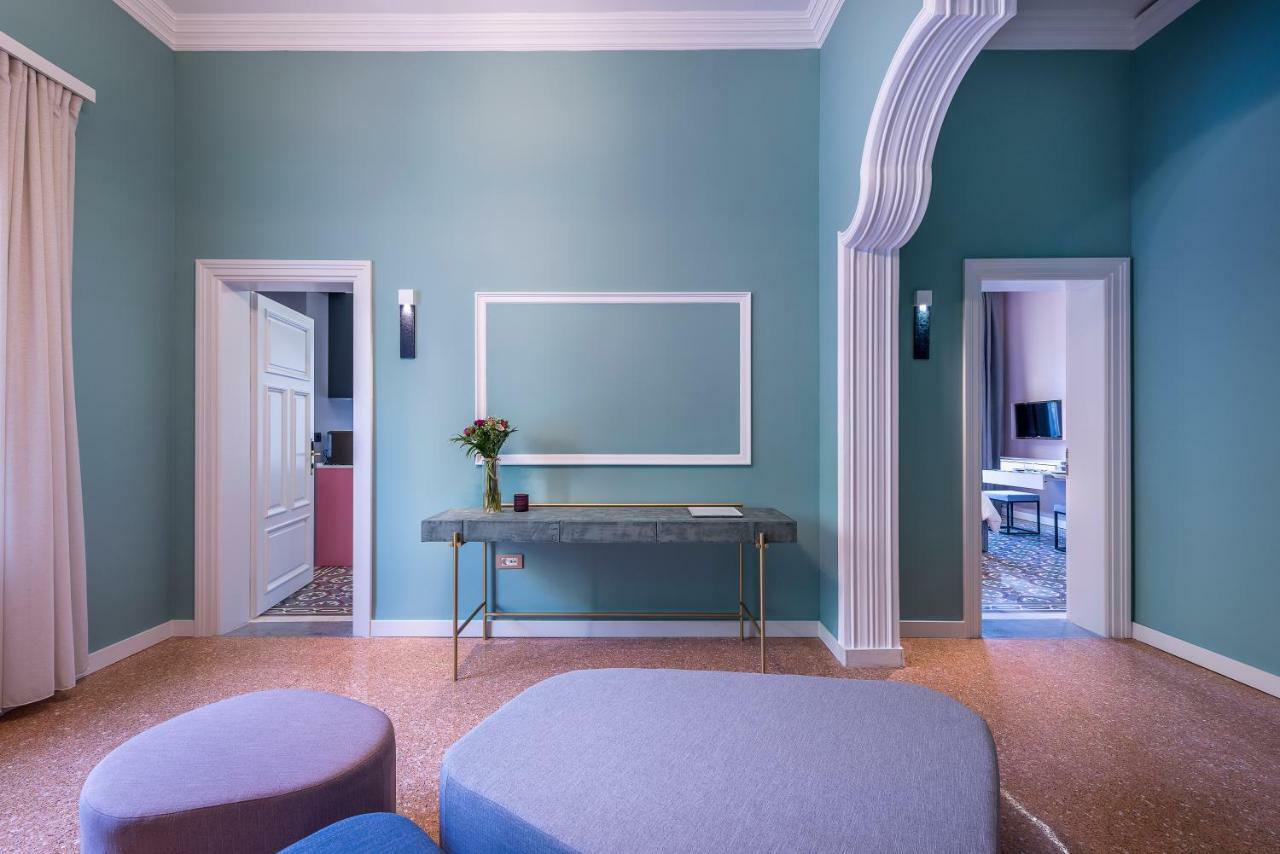 Lestel Boutique Suites ナフプリオ エクステリア 写真